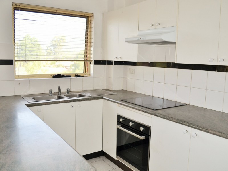 23/486 President Avenue, Kirrawee NSW 2232