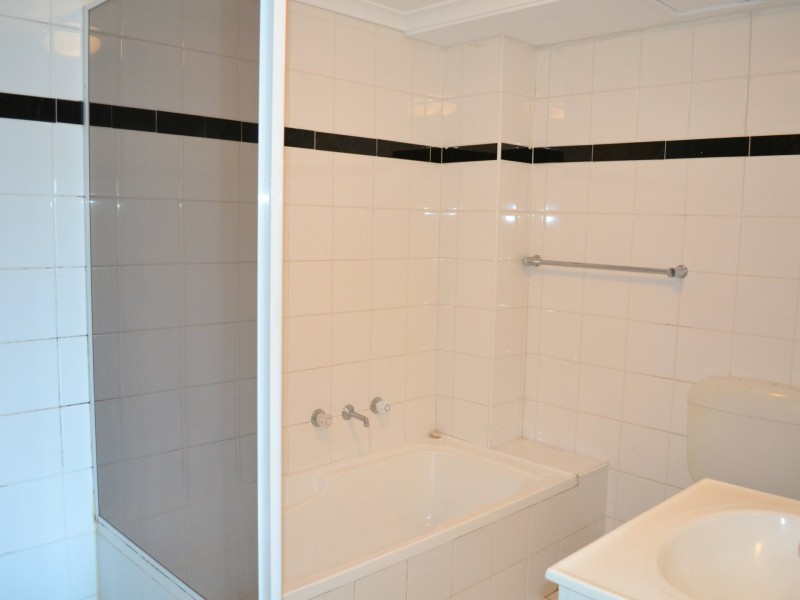 23/486 President Avenue, Kirrawee NSW 2232