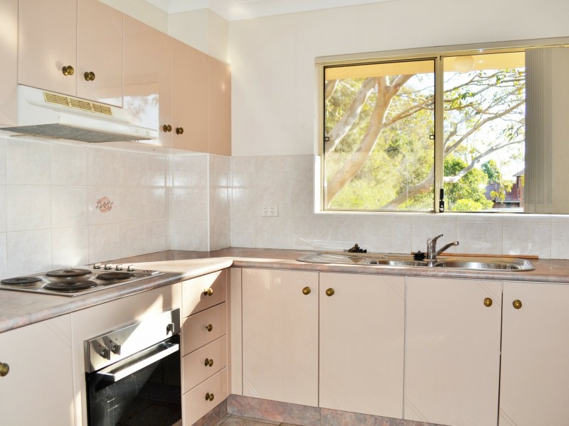 8/124-126 Flora Street, Sutherland NSW 2232