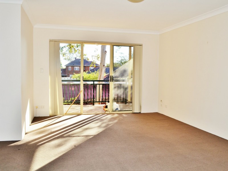 8/124-126 Flora Street, Sutherland NSW 2232