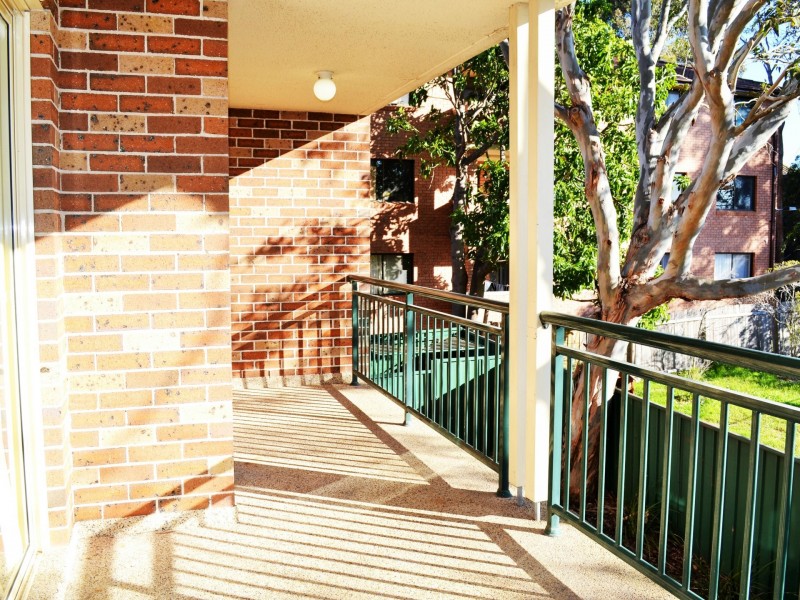 8/124-126 Flora Street, Sutherland NSW 2232