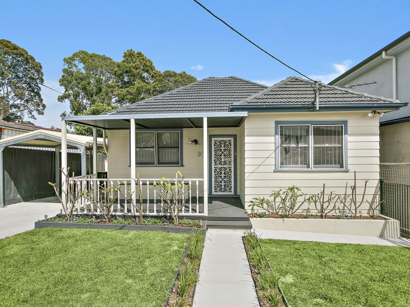 93 Oak Road, Kirrawee NSW 2232