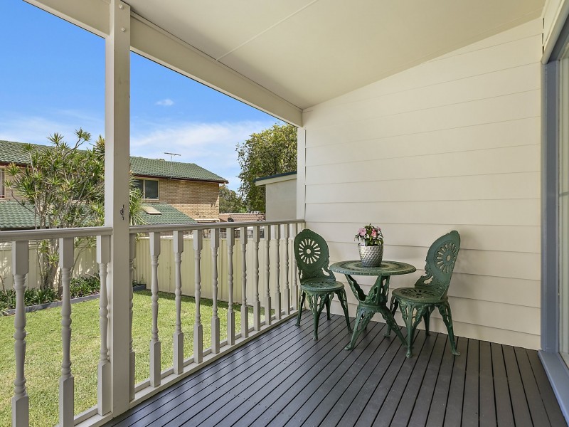 93 Oak Road, Kirrawee NSW 2232