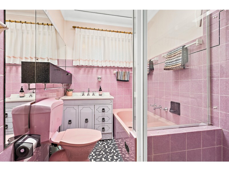 26 Gundain Road, Kirrawee NSW 2232