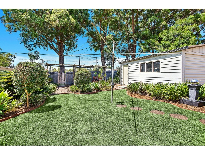 26 Gundain Road, Kirrawee NSW 2232