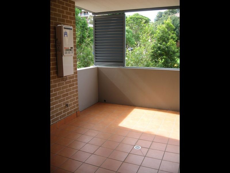 10/18-22 Gray Street, Sutherland NSW 2232