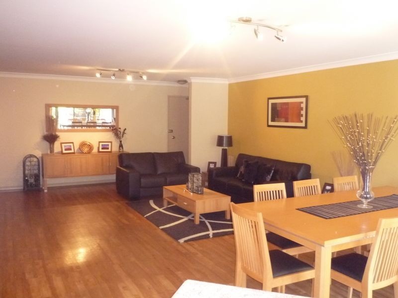 2/17-21 Gray Street, Sutherland NSW 2232