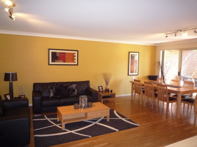 2/17-21 Gray Street, Sutherland NSW 2232