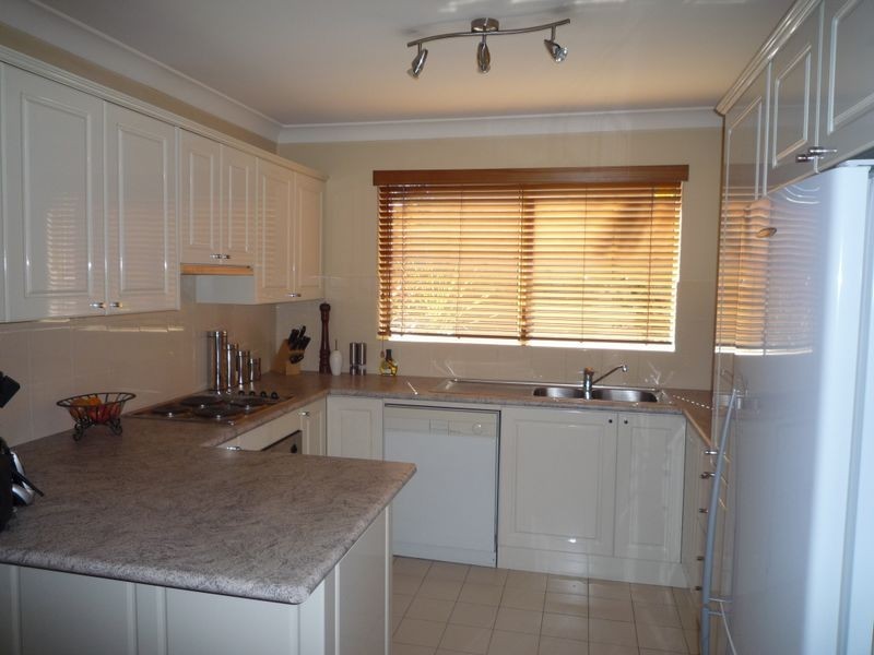 2/17-21 Gray Street, Sutherland NSW 2232