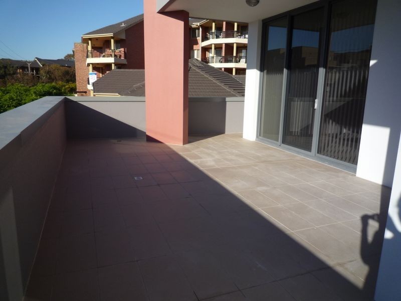 2/11-15 Gray Street, Sutherland NSW 2232