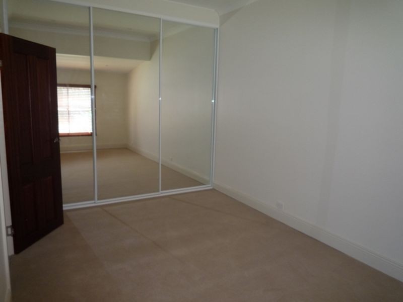 93 East Parade, Sutherland NSW 2232