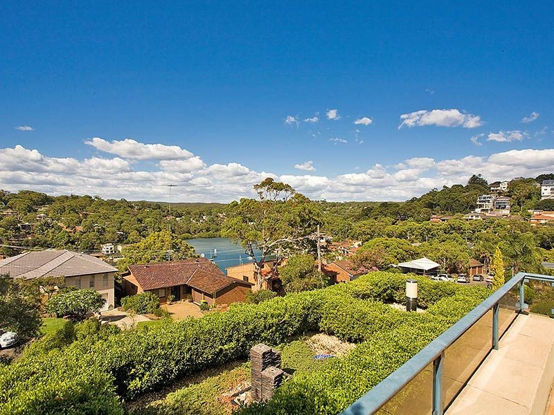 29 Naranganah Avenue, Gymea Bay NSW 2227