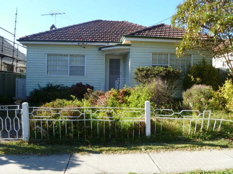 138 Linden Street, Sutherland NSW 2232