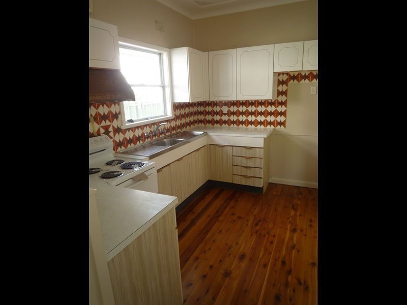 138 Linden Street, Sutherland NSW 2232