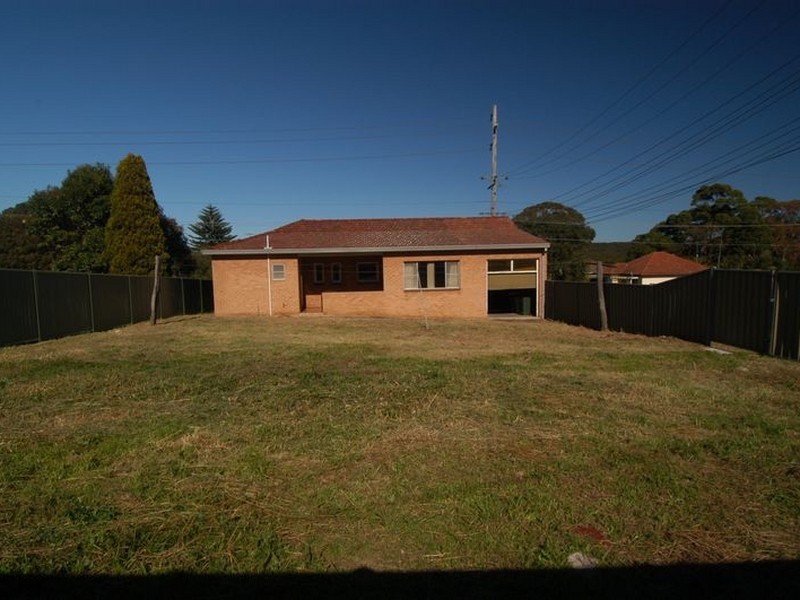 11 Aldgate Street, Sutherland NSW 2232