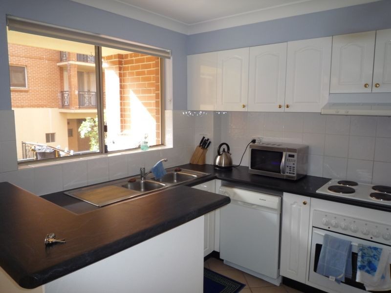16/61-65 Glencoe St, Sutherland NSW 2232