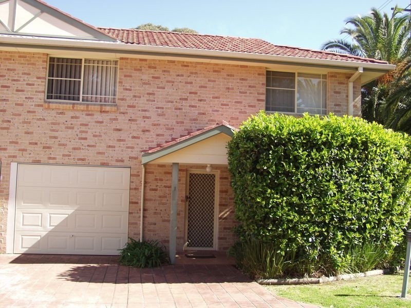 1/80 Flora Street, Kirrawee NSW 2232