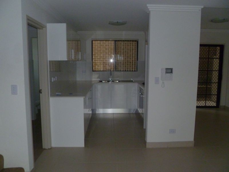 1/73-75 Acacia Road, Kirrawee NSW 2232