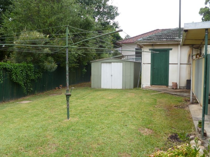 36 Linden Street, Sutherland NSW 2232