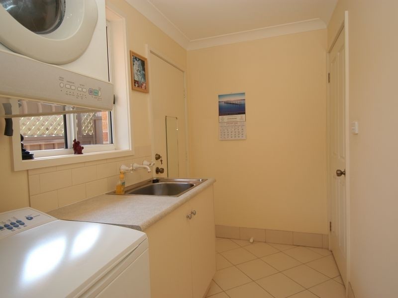 2/23 Irrubel Road, Caringbah NSW 2229