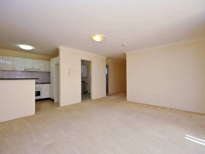 71/61-65 Glencoe Street (Enter via Stap, Sutherland NSW 2232