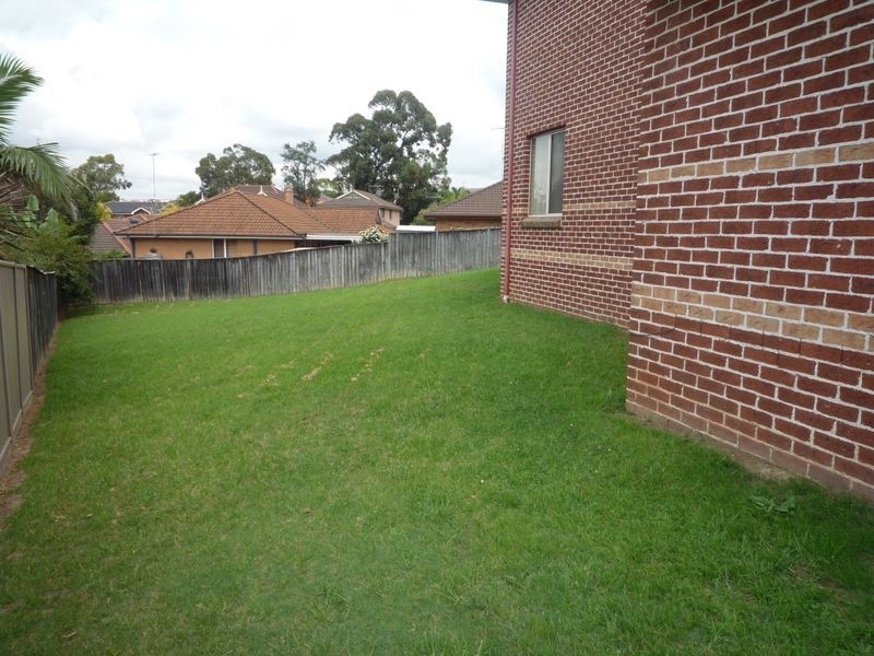 33 Fern Circuit, Menai NSW 2234