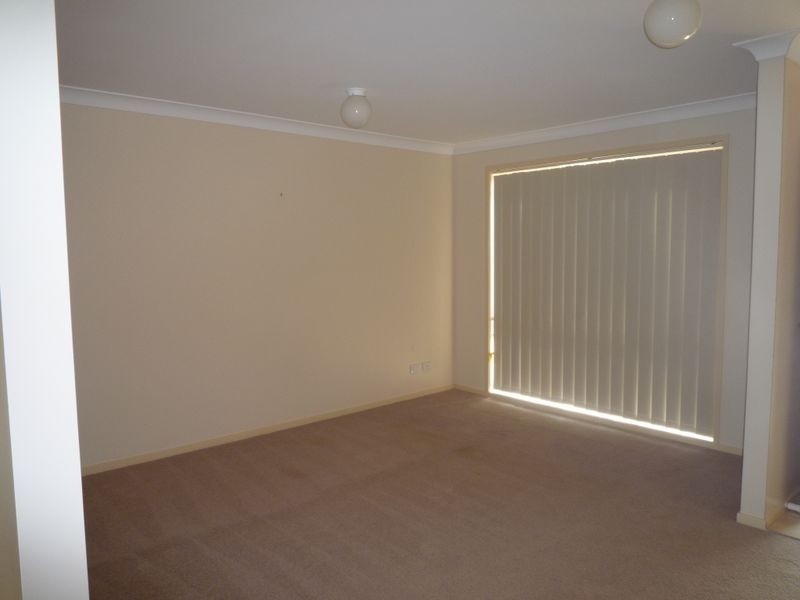 33 Fern Circuit, Menai NSW 2234