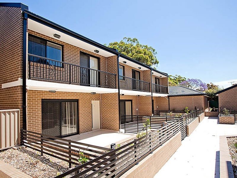 11/73-75 Acacia Road, Kirrawee NSW 2232