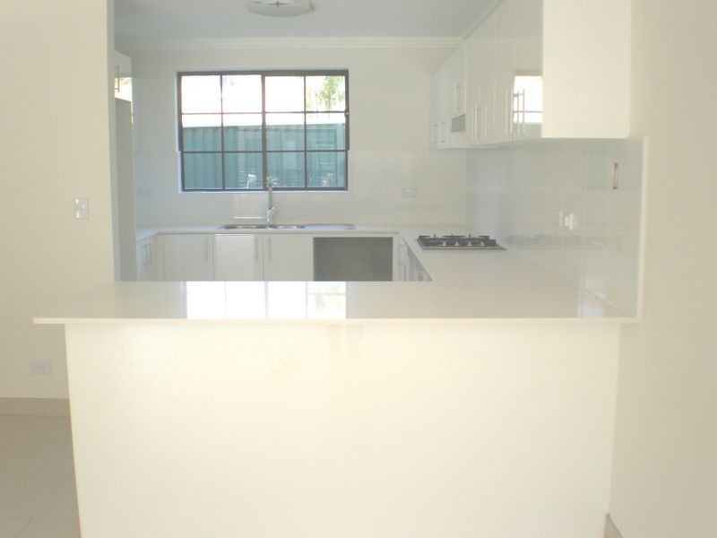 11/73-75 Acacia Road, Kirrawee NSW 2232