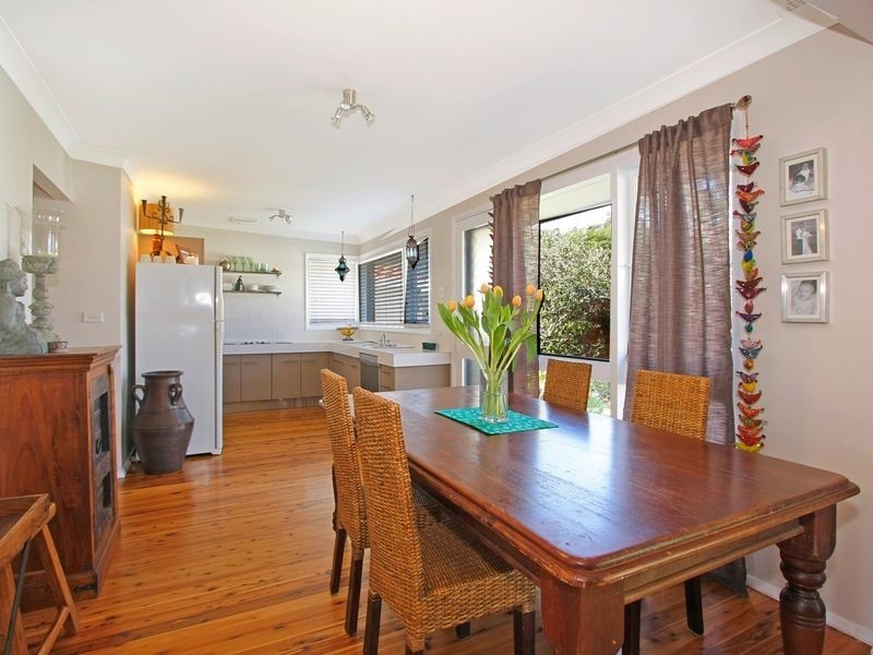 101 Bunarba Road, Gymea Bay NSW 2227