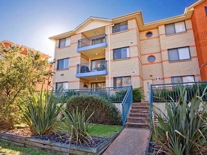 17/3-5 Morley St, Sutherland NSW 2232