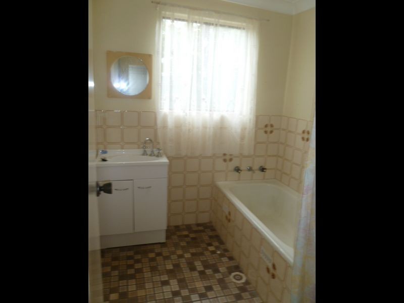 34 Engadine Avenue, Engadine NSW 2233