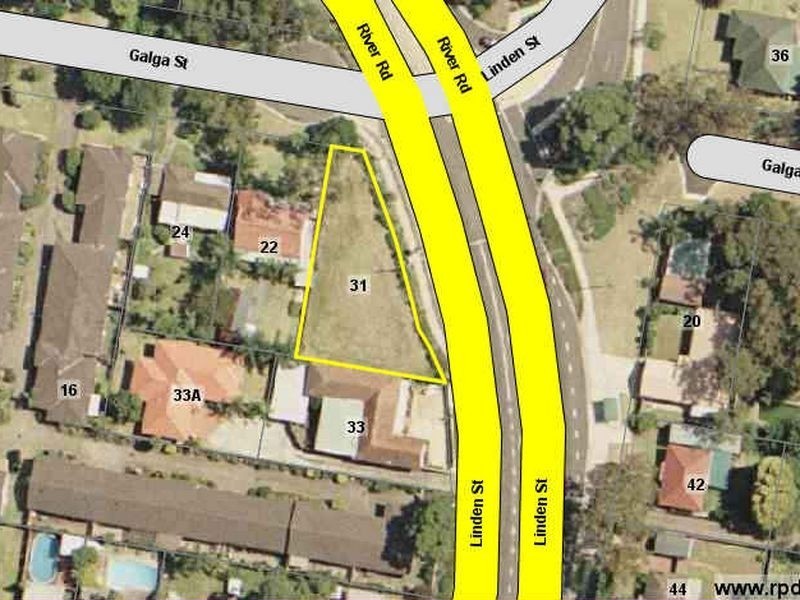 31 Linden Street, Sutherland NSW 2232