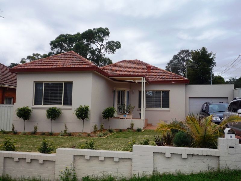 9 Leonay Street, Sutherland NSW 2232