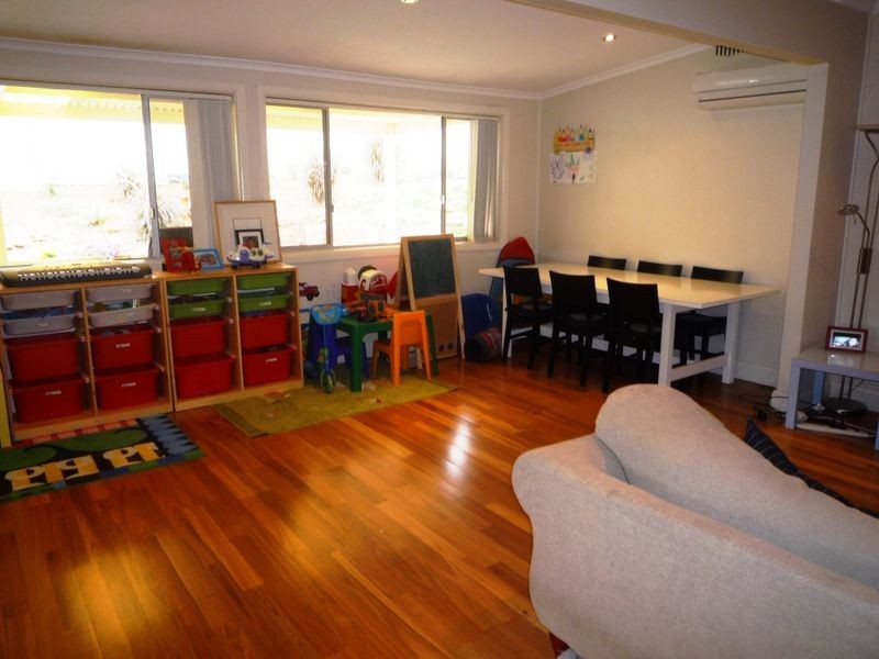 9 Leonay Street, Sutherland NSW 2232