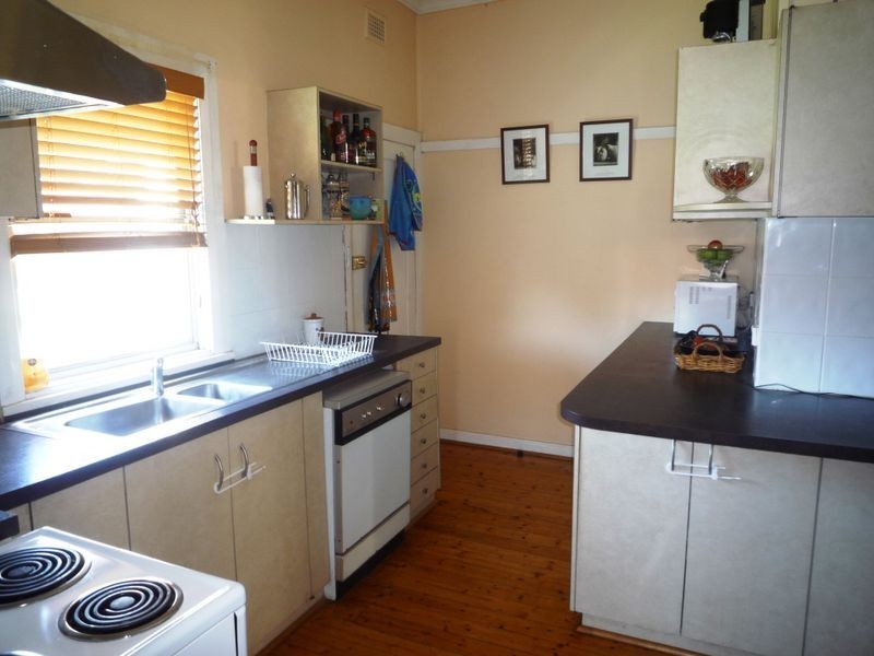 92 Eton Street, Sutherland NSW 2232