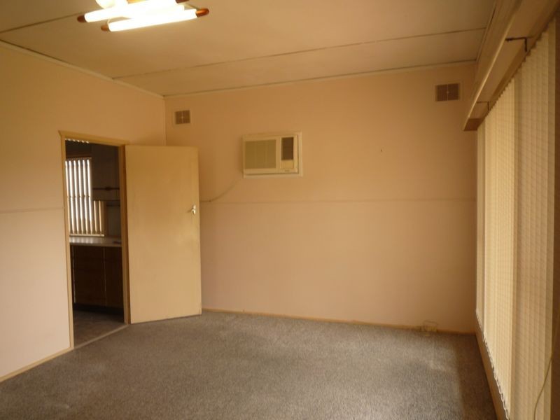 9 Eighth Avenue, Loftus NSW 2232