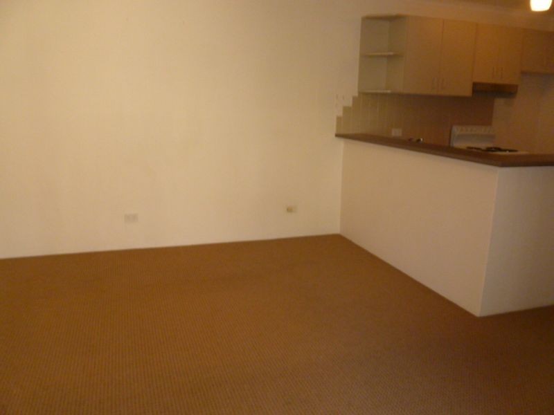 40/125 Oak Road, Kirrawee NSW 2232