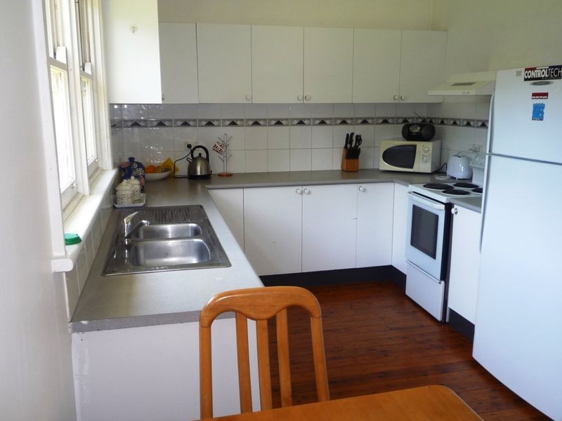 136 Glencoe Street, Sutherland NSW 2232