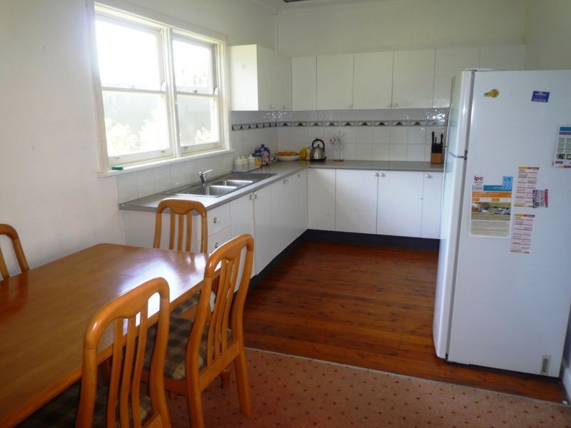 136 Glencoe Street, Sutherland NSW 2232