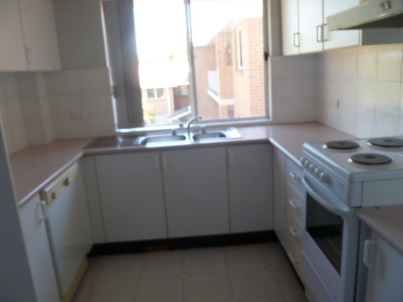 8/499 President Avenue, Sutherland NSW 2232