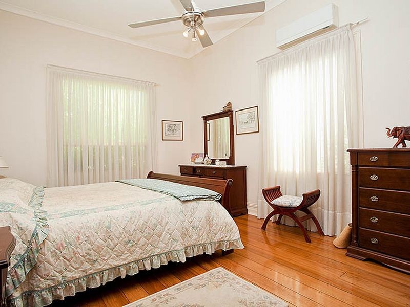 132 Acacia Road, Kirrawee NSW 2232