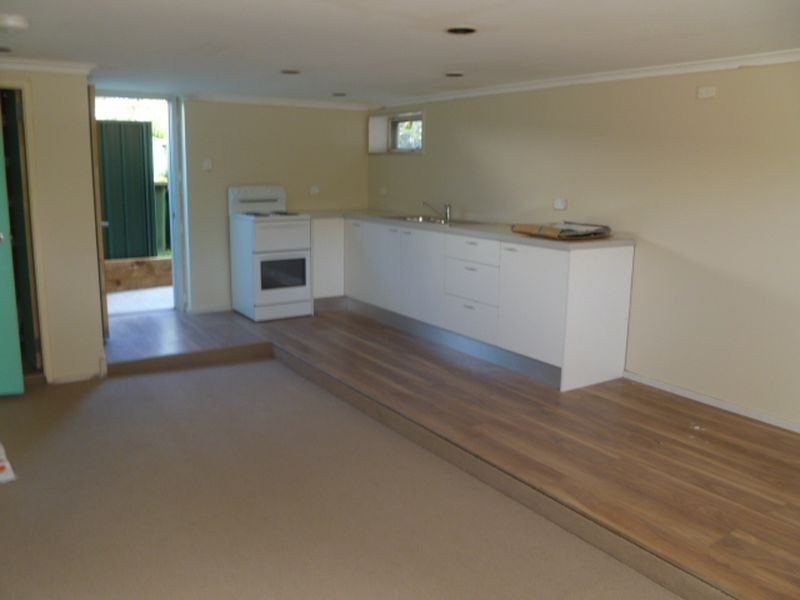 2 Dalley Road, Heathcote NSW 2233