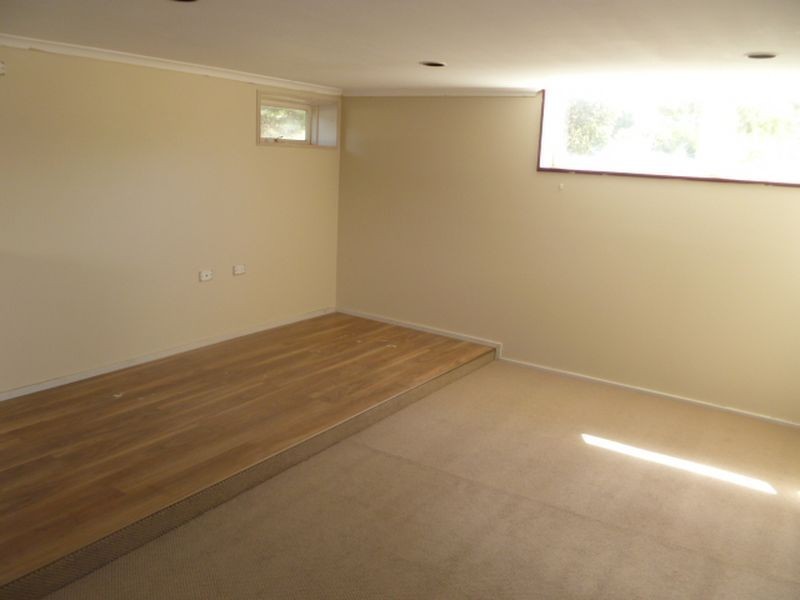 2 Dalley Road, Heathcote NSW 2233