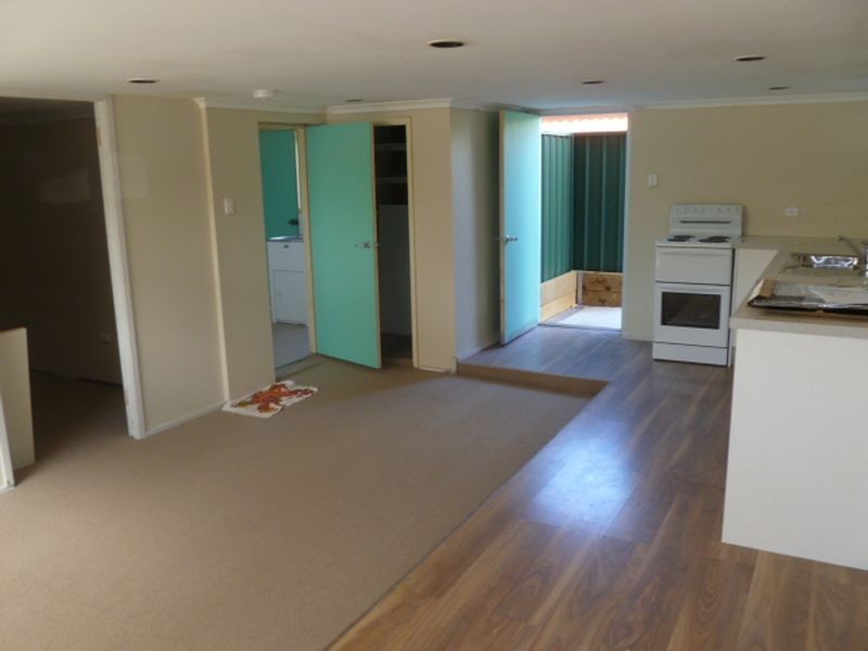 2 Dalley Road, Heathcote NSW 2233