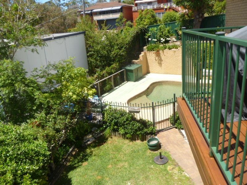 10 Azalea Pl, Loftus NSW 2232