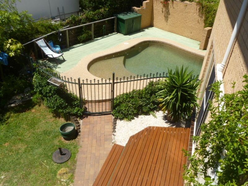 10 Azalea Pl, Loftus NSW 2232