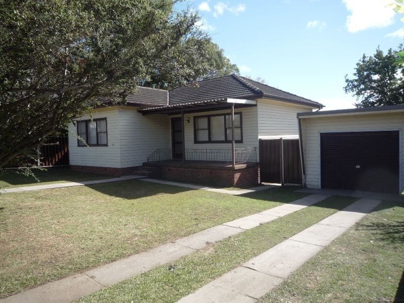 253 Cooriengah Heights Rd, Engadine NSW 2233