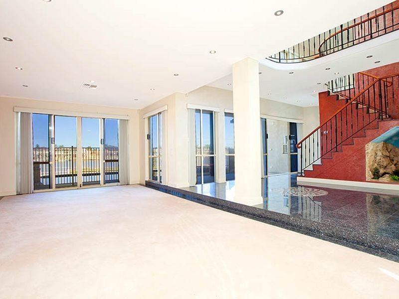 4 Lachlan Avenue, Sylvania Waters NSW 2224