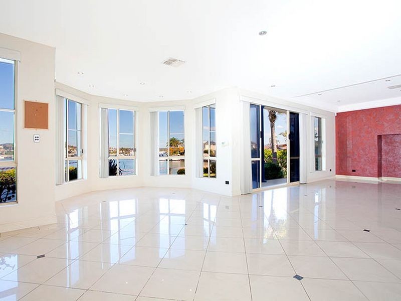 4 Lachlan Avenue, Sylvania Waters NSW 2224